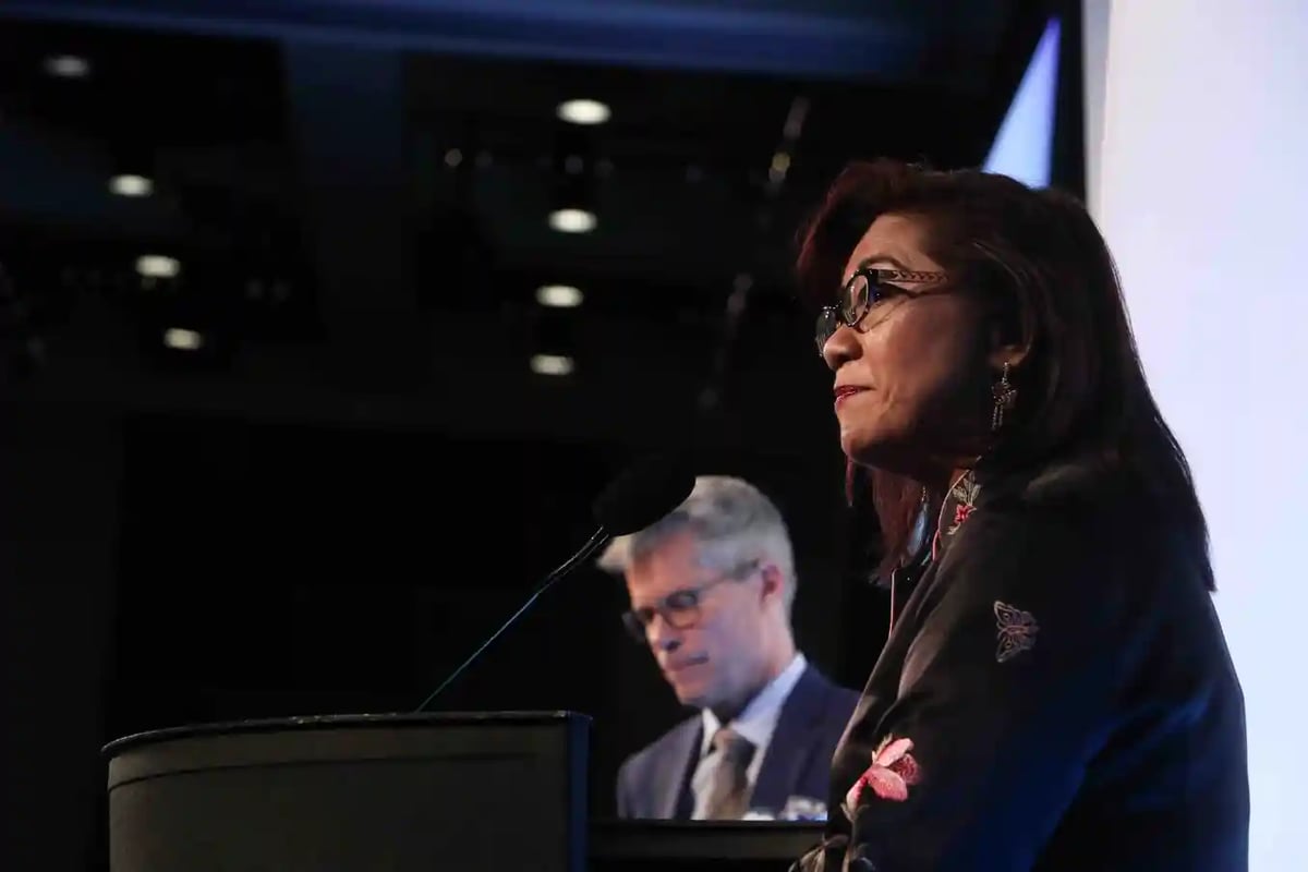 Josphine Pon — the Minister responsible for Seniors and Housing — brings greetings from the province of Alberta to the gala.